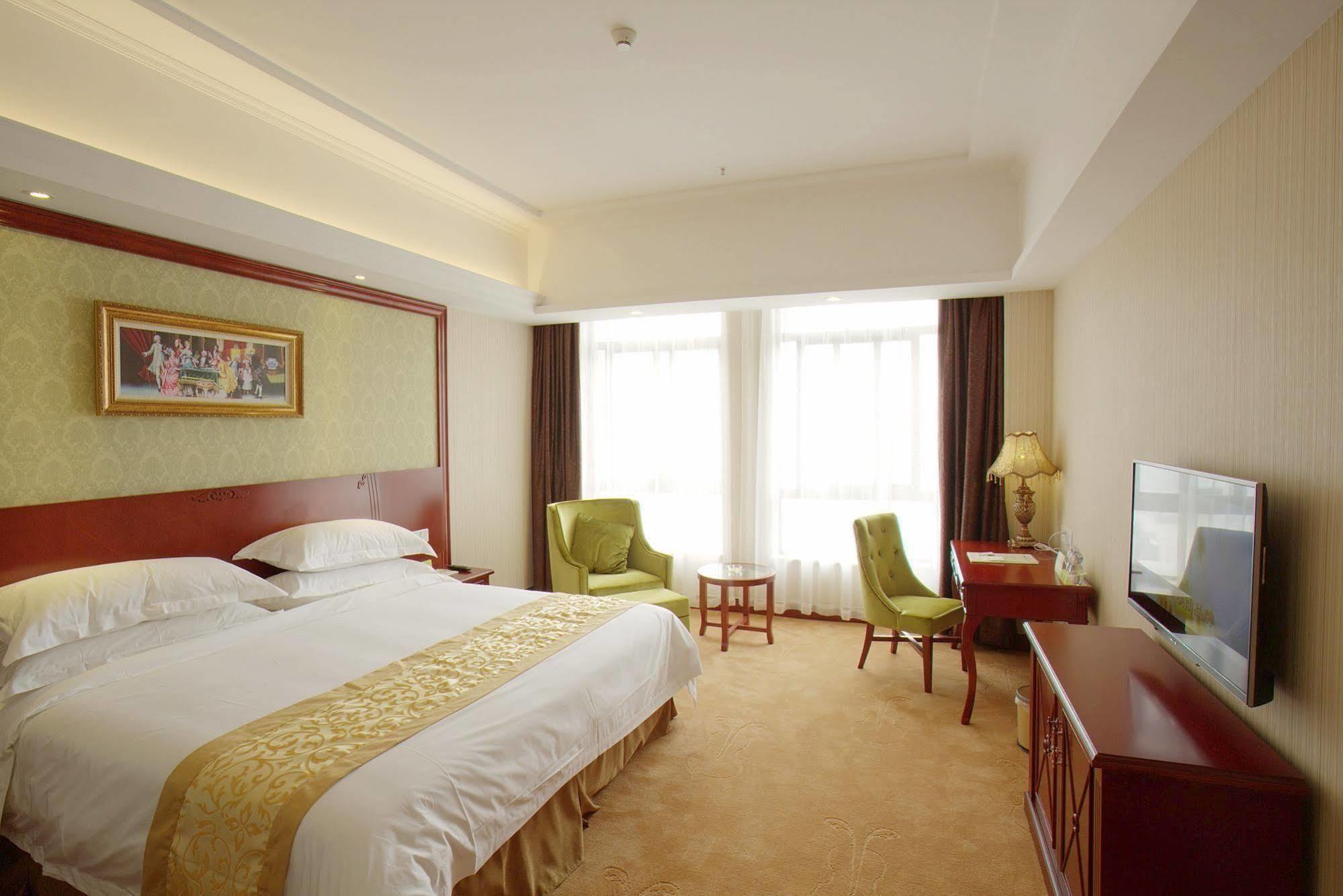 Vienna Hotel - Jinzhou Branch Cantón Exterior foto